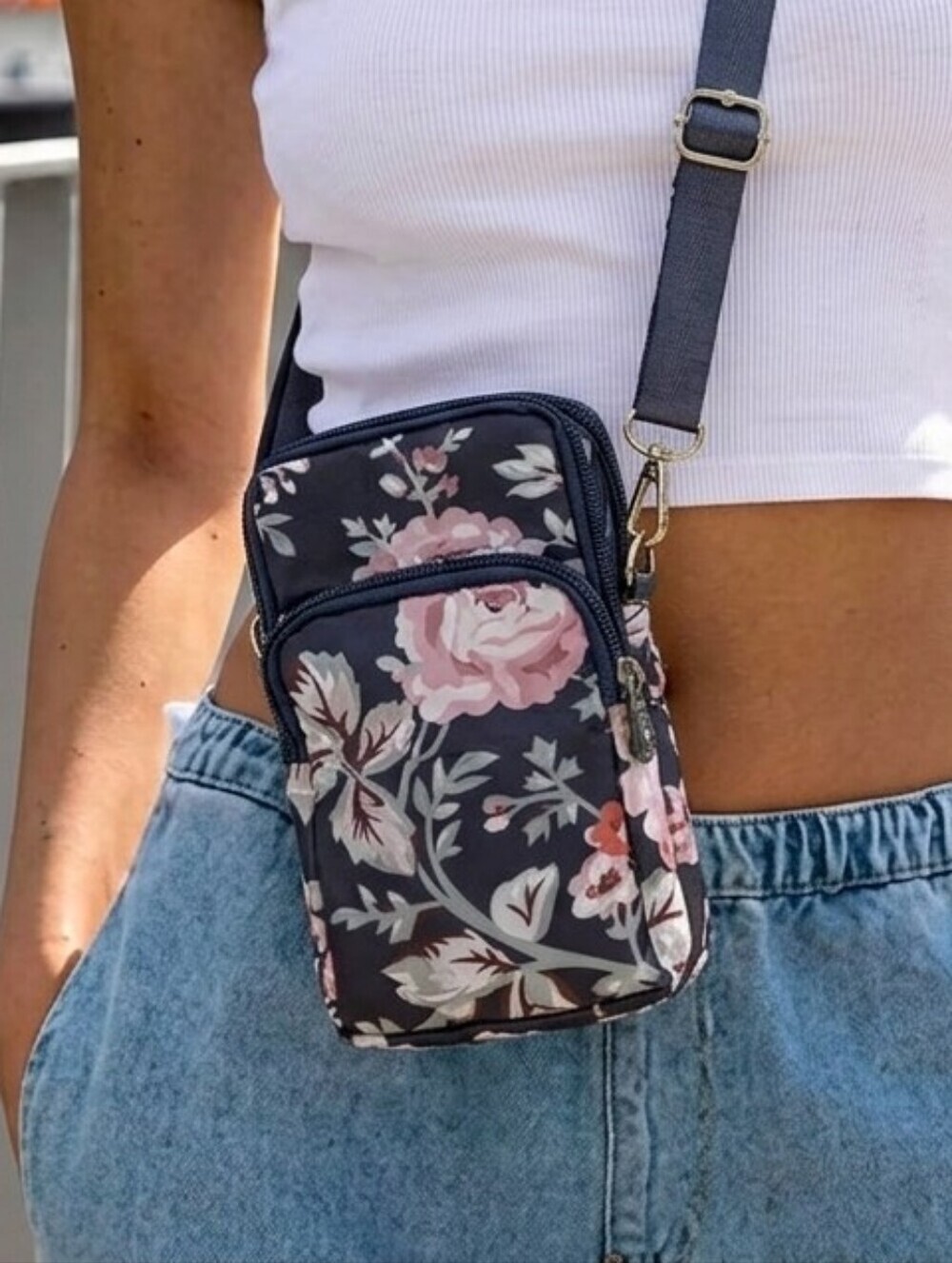 Crossbody Bag Phone Sleeve Concert Venue Festival Adjustable Strap Arm Wrist NWT